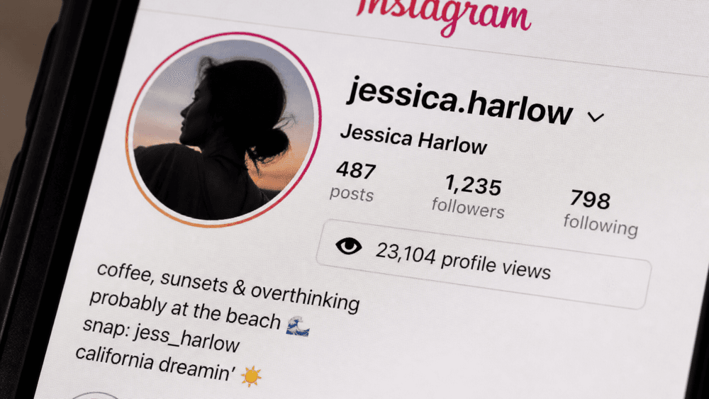 Instagram profile with a fake profile views counter